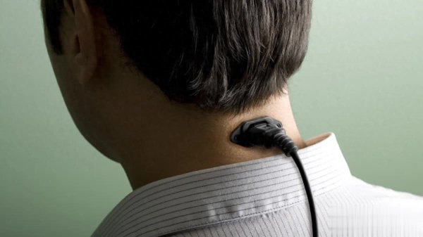 客新策略 将一切外包给人工智能，会让我们丧失独立思考能力吗？